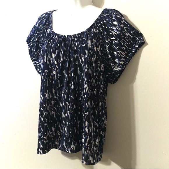 EUC- Kenneth Cole Reaction Short Sleeves Blouse Sz. XL - Picture 3 of 7